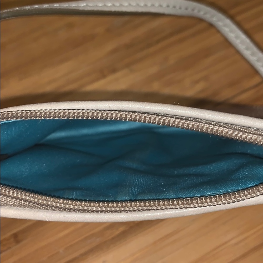 Wristlets - Picture 2 of 6